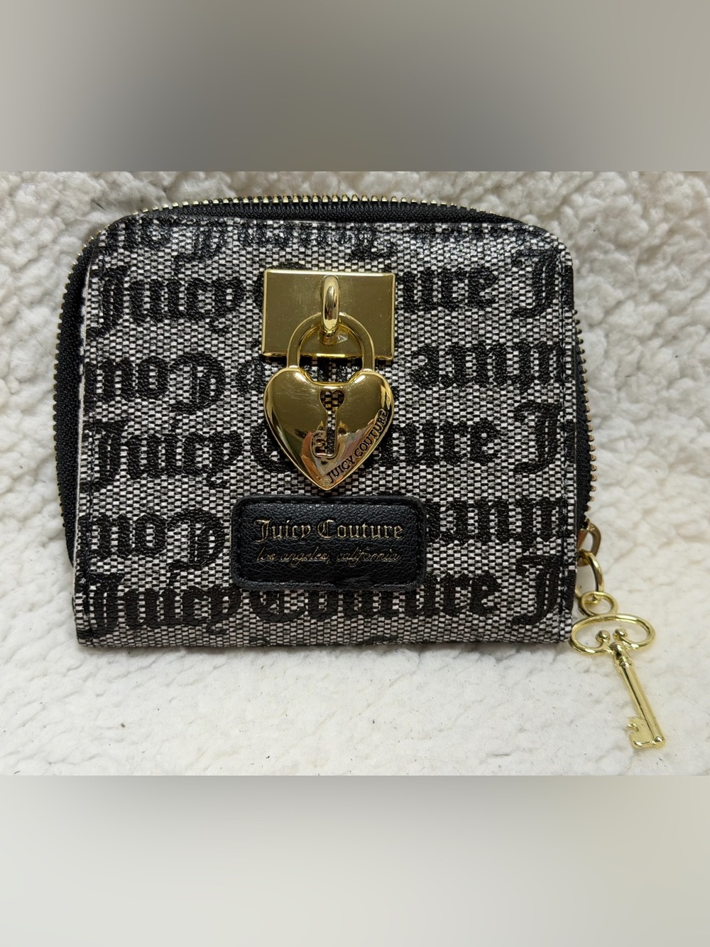 Juicy Couture Black Gothic Status Under Lock & Key Coin Wallet Zip Around w/Gold